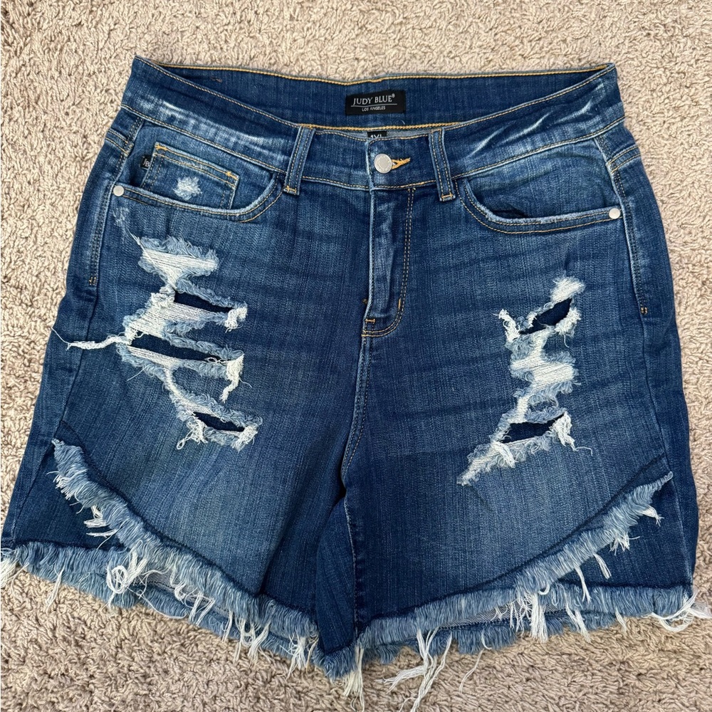 Judy Blue Women's Distressed Denim Shorts - Blue